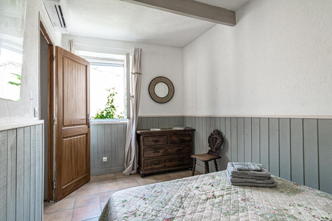 Maison De Village Au Coeur De LʼIsle-sur-la-Sorgue Zewnętrze zdjęcie